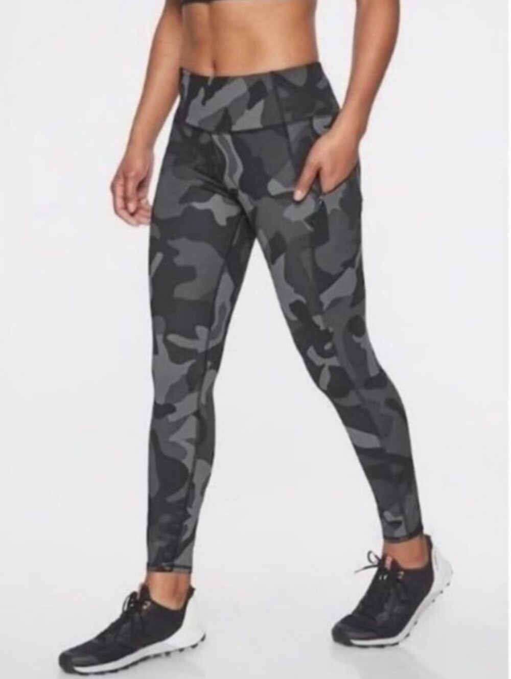 Athleta Women's Contender 7/8 Camo Leggings Activewear Sporty - Small